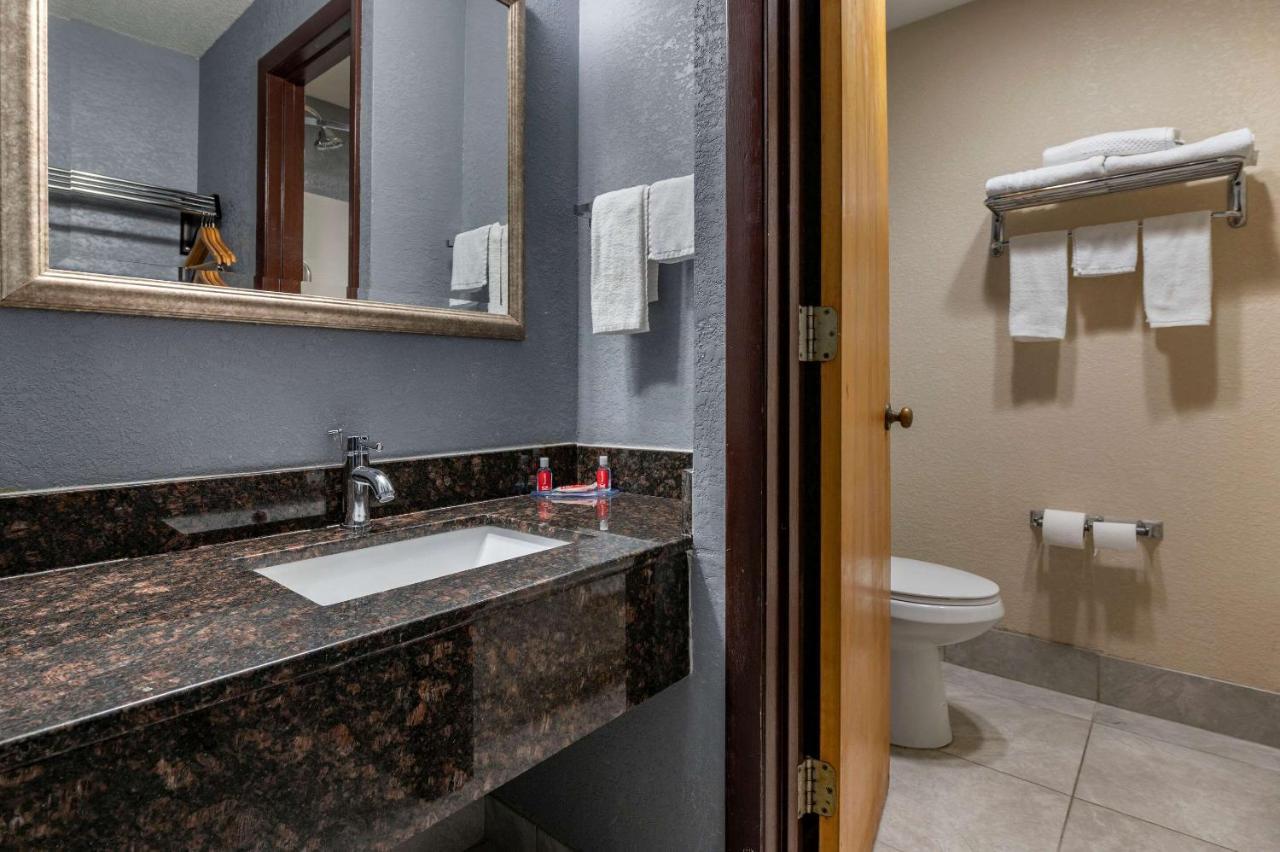 Econo Lodge Inn&Suites Lafayette Esterno foto