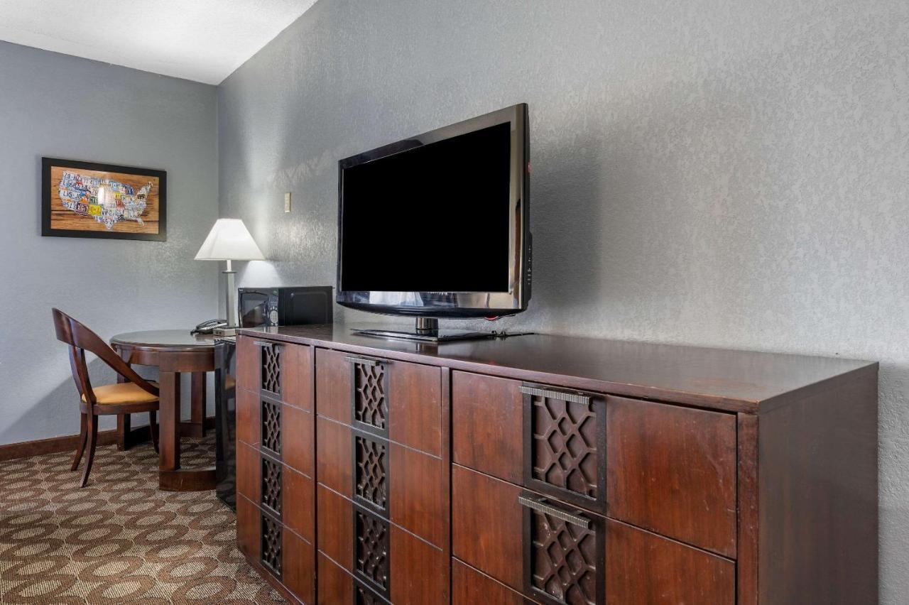 Econo Lodge Inn&Suites Lafayette Esterno foto